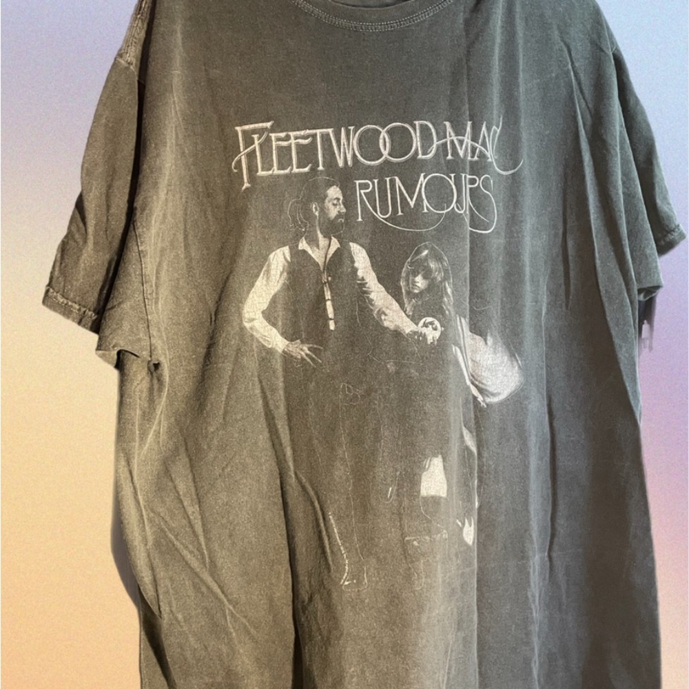 Oversized Fleetwood Mac T-Shirt
